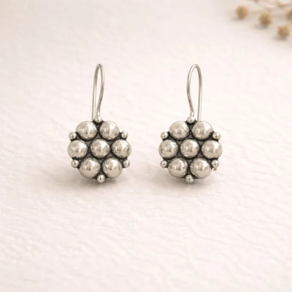 Silver_Brass_Oxidised_Floral_Cluster_Beaded_Drop_Earrings_For_Women