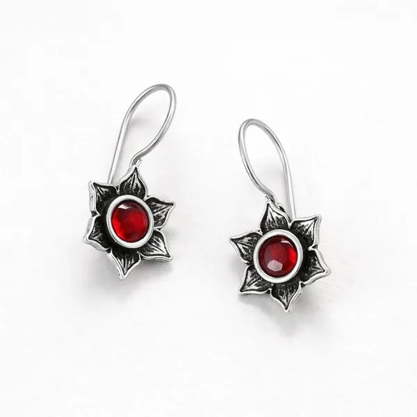 Red_Brass_Oxidised_Floral_Star_Stone_Drop_Earrings_For_Women