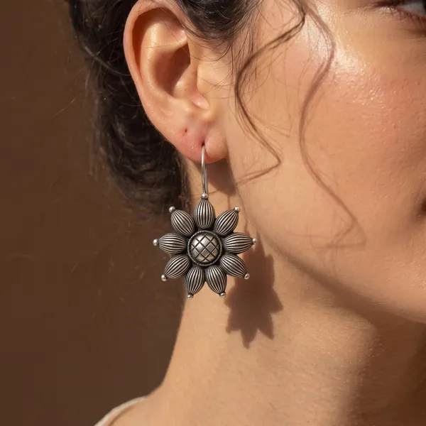Silver_Brass_Oxidised_Sunflower_Mandala_Floral_Drop_Earrings_For_Women