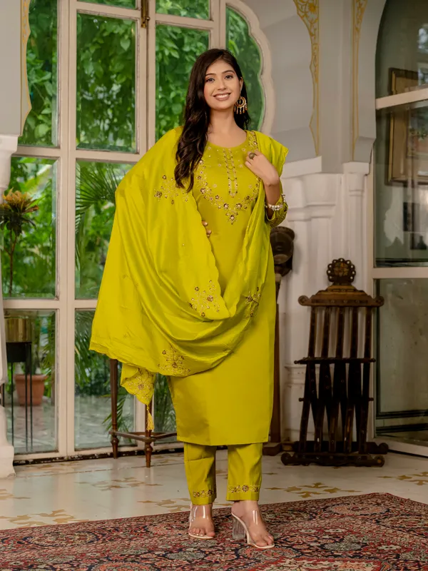 Parrot_Green_Marina_Silk_Embroidered_Kurta_Pant_Set_For_Women