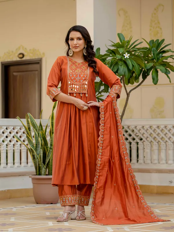 Orange_Viscose_Mirror_Work_Kurta_Pant_Set_For_Women
