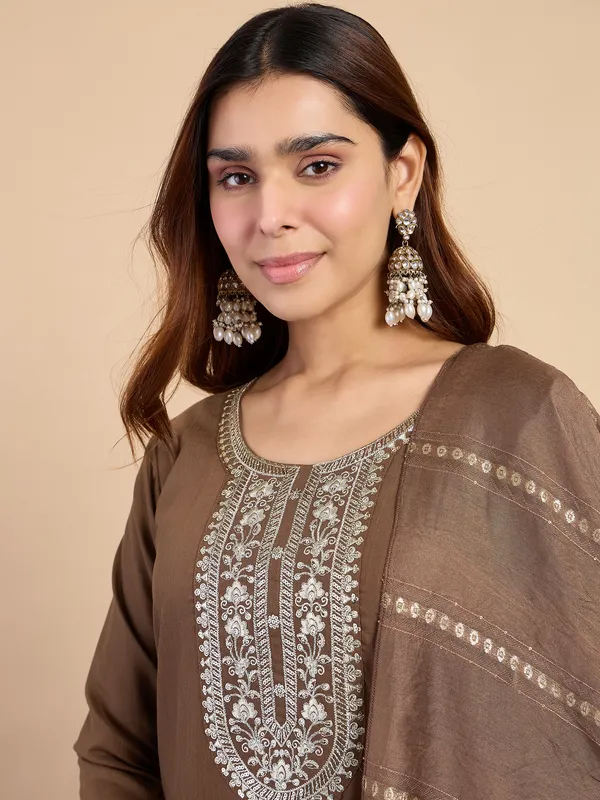 Brown_Elegant_Embroidered_Kurta_Pant_Set_with_Silk_Dupatta_|_Women's_Ethnic_Wear