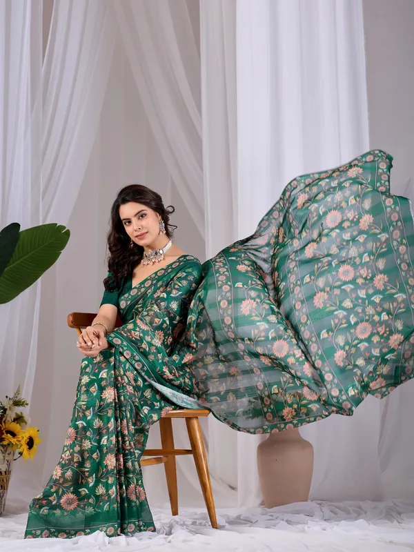 Emerald_Green_Floral_Digital_Print_Premium_Monsoon_Saree_with_Matching_Blouse_Piece