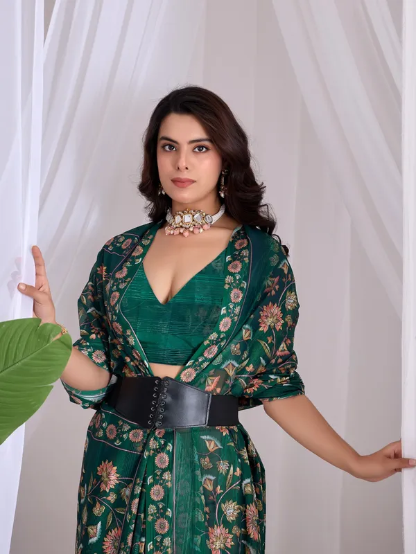 Emerald_Green_Floral_Digital_Print_Premium_Monsoon_Saree_with_Matching_Blouse_Piece