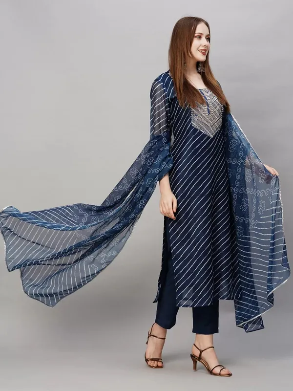 Navy_Blue_Laheriya_Print_Kurta_Set_with_Dupatta_|_Embroidered_Ethnic_Wear_for_Women