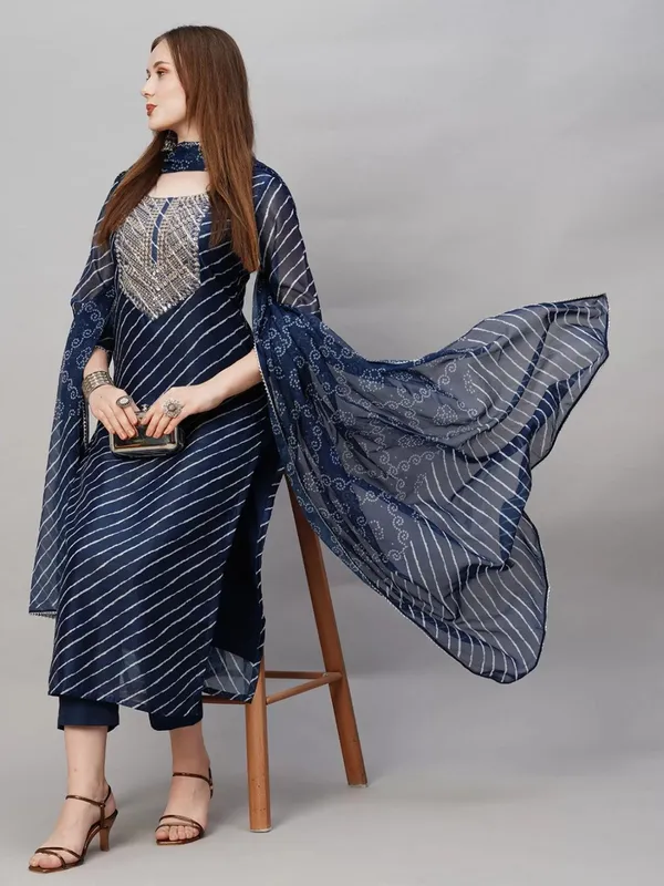 Navy_Blue_Laheriya_Print_Kurta_Set_with_Dupatta_|_Embroidered_Ethnic_Wear_for_Women