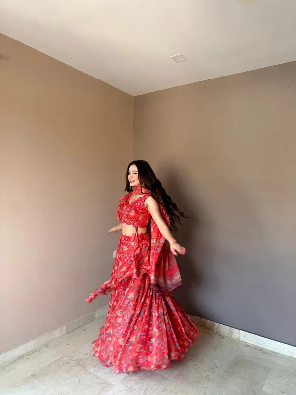 Floral_Printed_Lehenga_Set_with_Stylish_Sleeveless_Blouse_&_Designer_Dupatta