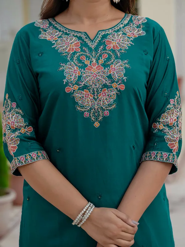 Rama_Green_Romal_Silk_Sequins_Embroidered_Kurta_Pant_Set_For_Women