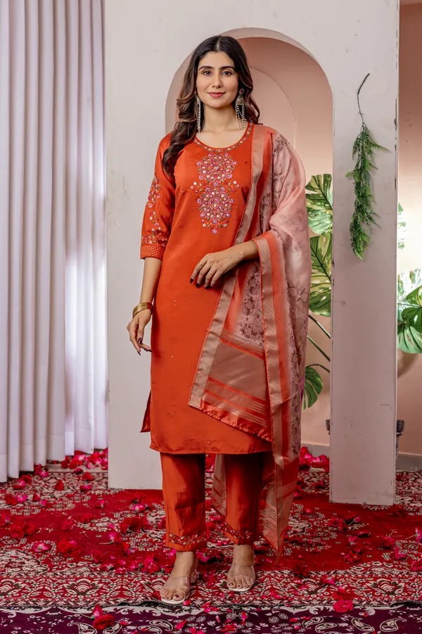 Orange_Viscose_Floral_Embroidered_Kurta_Pant_Set_For_Women