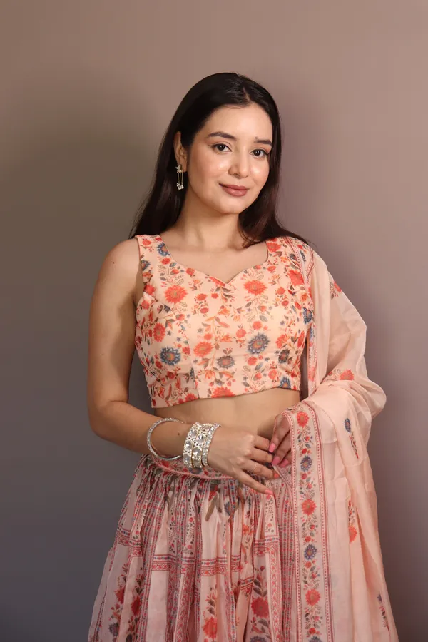 Pastel_Floral_Pure_Organza_Lehenga_Set_with_Sleeveless_Blouse_&_Designer_Dupatta