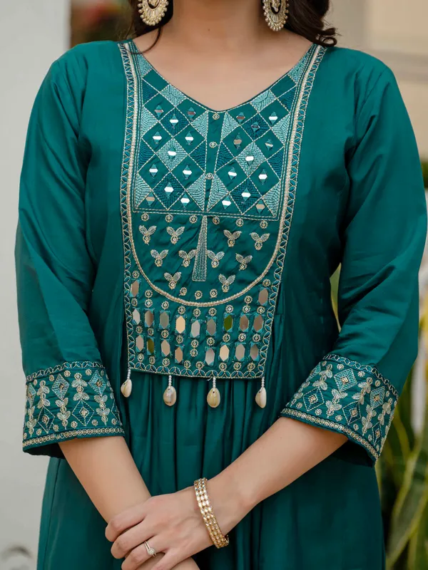 Dark_Green_Viscose_Mirror_Work_Kurta_Pant_Set_For_Women