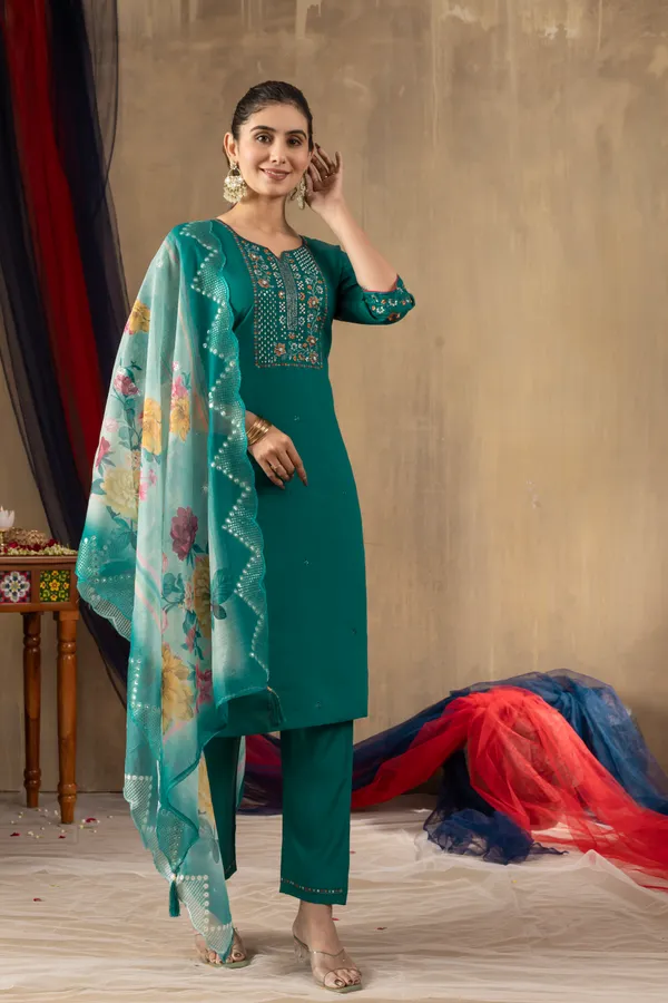 Rama_Green_Roman_Silk_Embroidered_Kurta_Pant_Set_For_Women