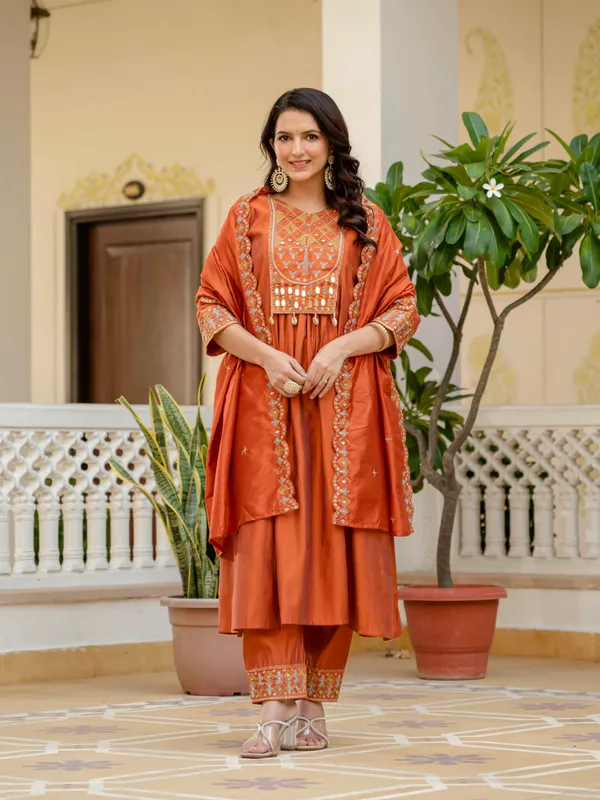 Orange_Viscose_Mirror_Work_Kurta_Pant_Set_For_Women