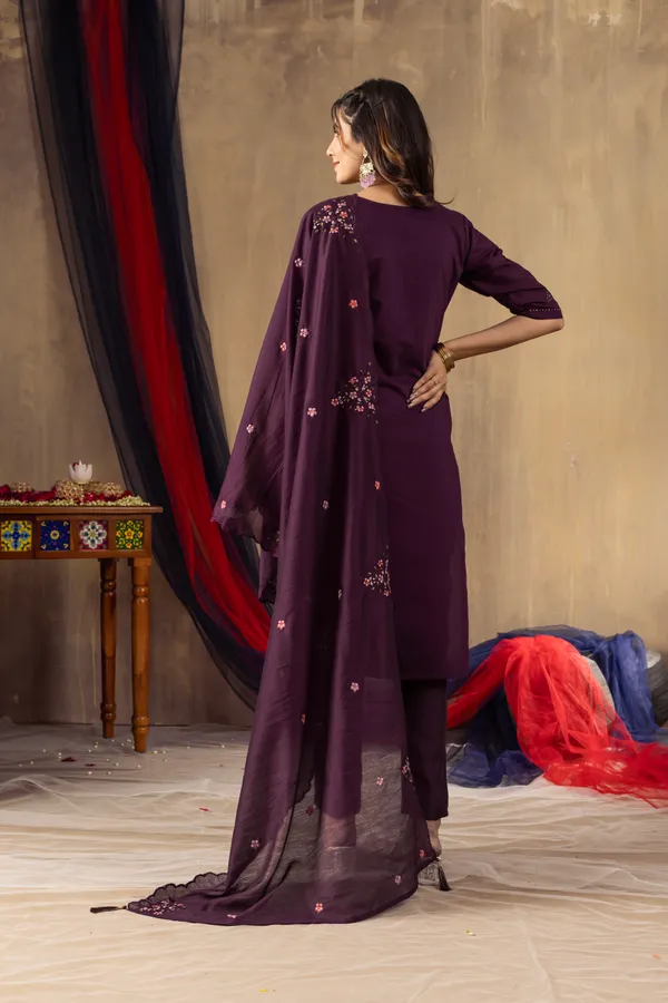 Deep_Purple_Roman_Silk_Floral_Embroidered_Kurta_Pant_Set_For_Women