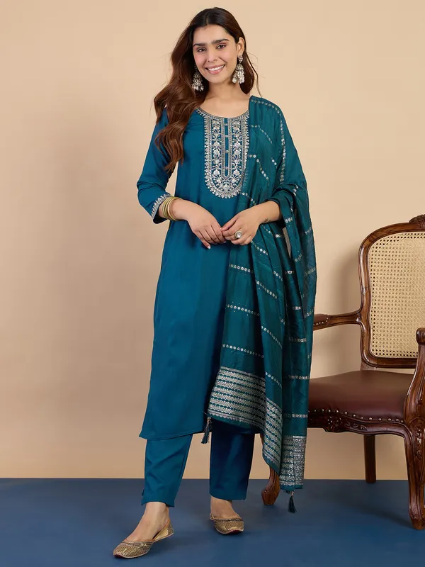 Teal_Elegant_Embroidered_Kurta_Pant_Set_with_Silk_Dupatta_|_Women's_Ethnic_Wear