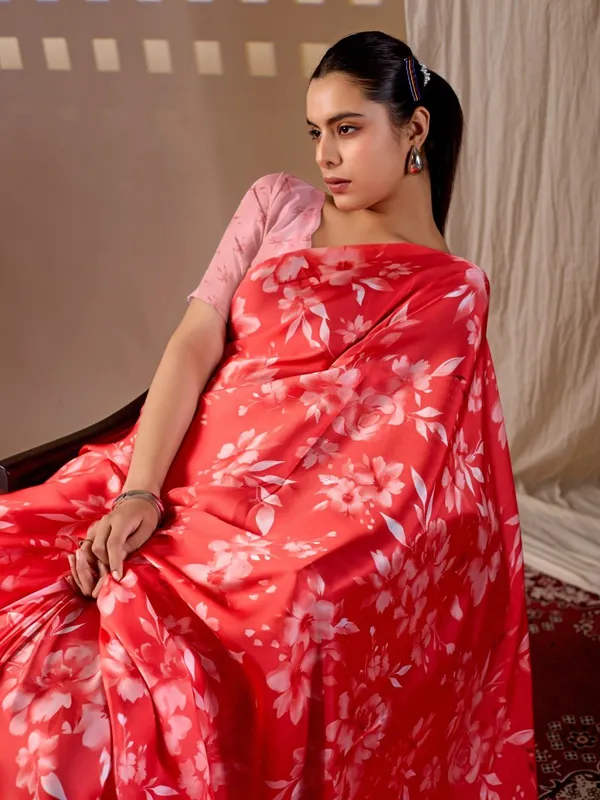 Red_Floral_Digital_Print_Soft_Satin_Georgette_Saree_with_Matching_Blouse_Piece_for_Women