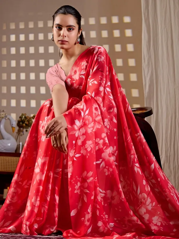Red_Floral_Digital_Print_Soft_Satin_Georgette_Saree_with_Matching_Blouse_Piece_for_Women