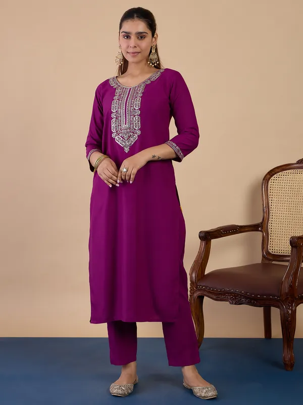 Purple_Women's_Traditional_Embroidered_Kurta_Pant_Set_with_Silk_Dupatta_|_Women's_Ethnic_Wear