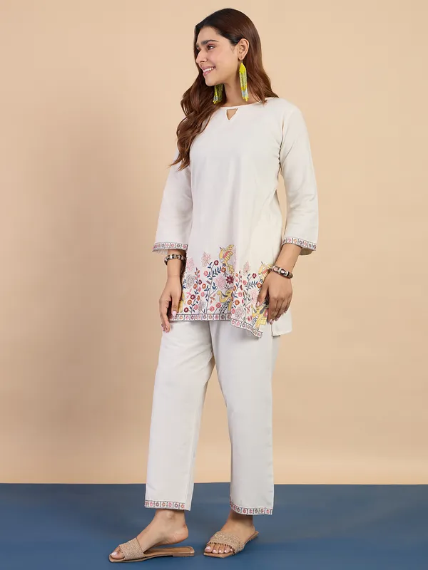 Off_White_Pure_Cotton_Designer_Embroidered_Co-Ord_Set_For_Women