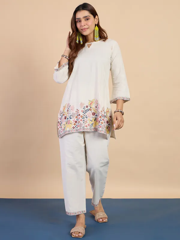 Off_White_Pure_Cotton_Designer_Embroidered_Co-Ord_Set_For_Women