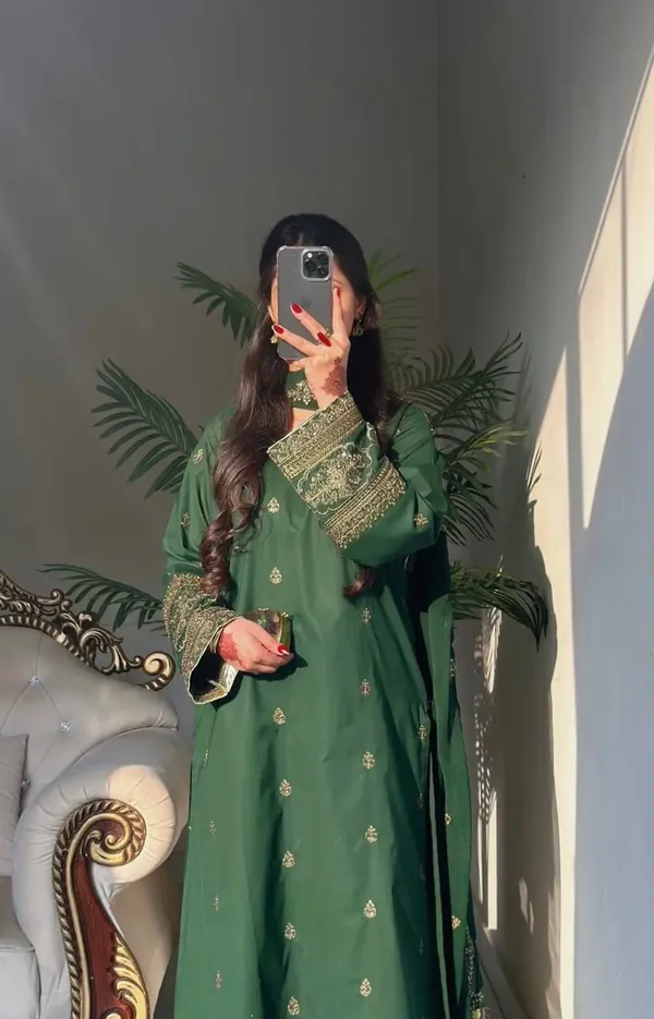 Dark_Green_Crepe_Silk_Sequin_Pant_Set_For_Women