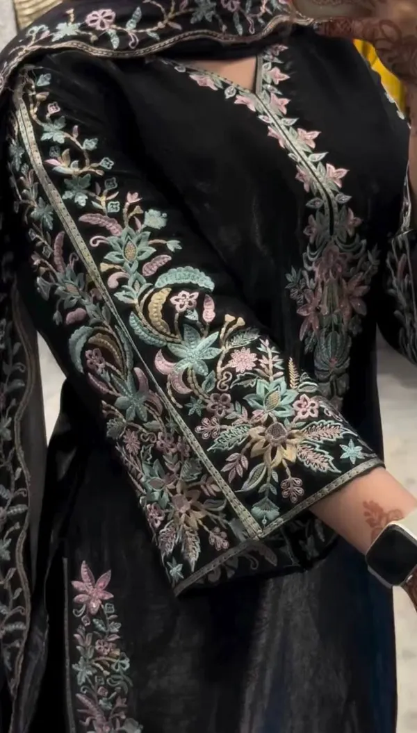 Black_Gmy_Silk_Embroidered_Pant_Set_For_Women