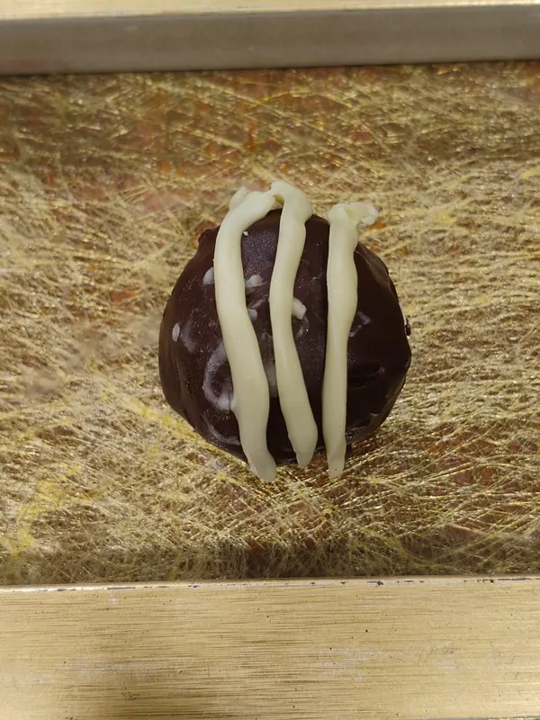Pistachio_Truffles_-_Set_Of_6