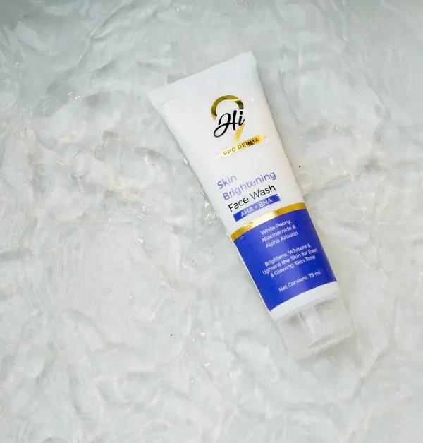 Derma_Skin_Brightening_Face_Wash_With_Aha_Bha_And_Niacinamide_-_Pack_Of_2