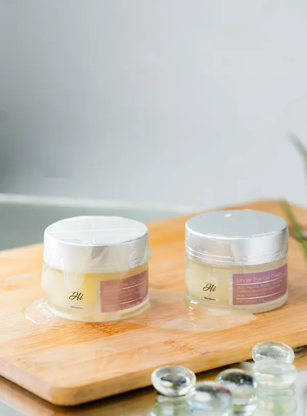 Under_Eye_Gel_Cream_With_Retinol_Caffeine_And_Multi_Peptide
