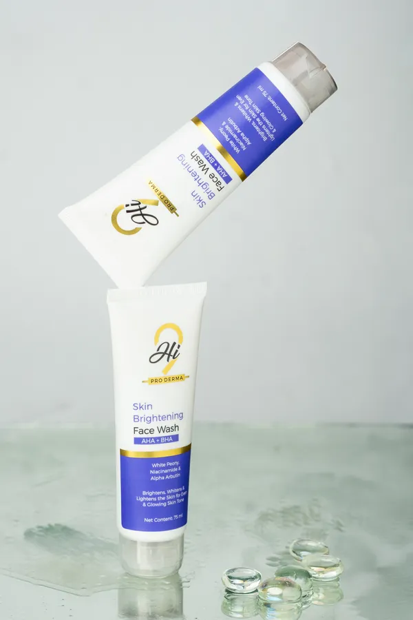 Derma_Skin_Brightening_Face_Wash_With_Aha_Bha_And_Niacinamide_-_Pack_Of_2