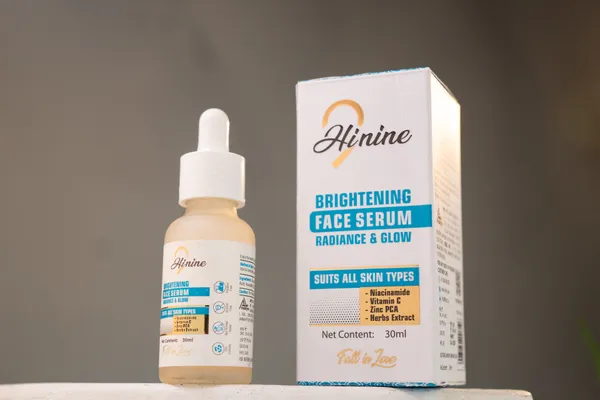 Hinine_Brightening_Face_Serum_With_Vitamin_C_Niacinamide_And_Zinc_Pca_30Ml