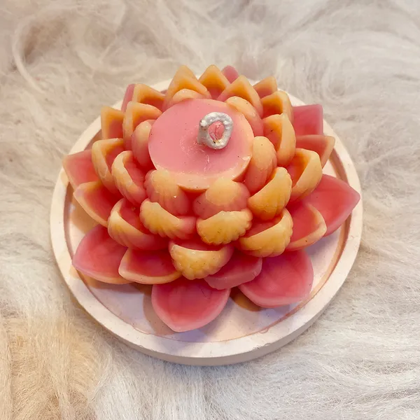 Handcrafted_Lotus_Flower_Decorative_Candle_Pink_And_Orange_Ombre