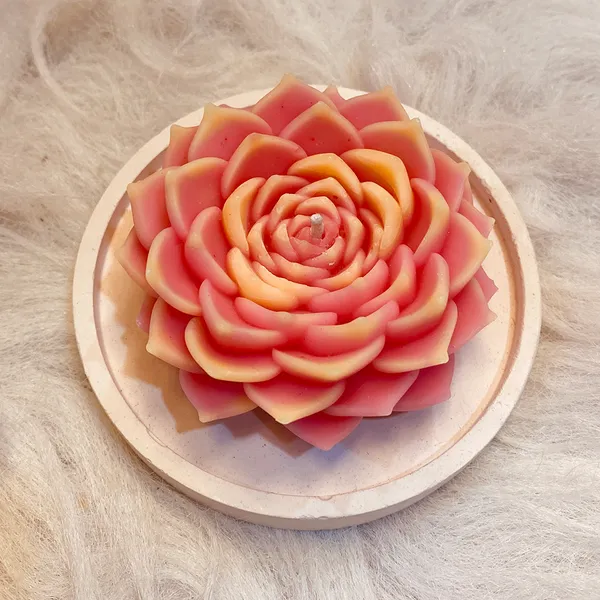 Handcrafted_Roseshaped_Decorative_Candle_Peach_&_Pink_Gradient