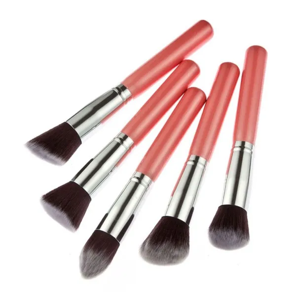 Kylie_Fiber_Bristle_Makeup_Brush_Kit_With_Blender_Sponge_And_Brush_Cleaner_Pink_Silver_10_Pcs