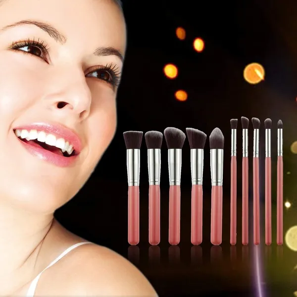 Kylie_Fiber_Bristle_Makeup_Brush_Kit_With_Blender_Sponge_And_Brush_Cleaner_Pink_Silver_10_Pcs
