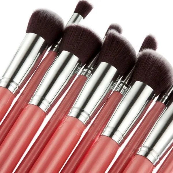 Kylie_Fiber_Bristle_Makeup_Brush_Kit_With_Blender_Sponge_And_Brush_Cleaner_Pink_Silver_10_Pcs
