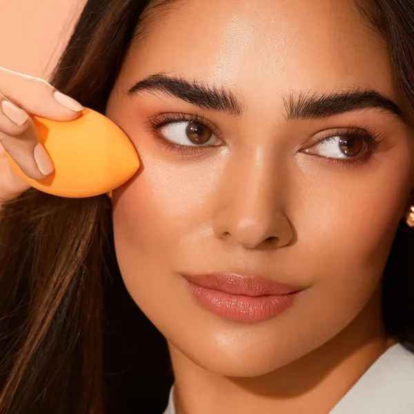 Skinplus_4_Makeup_Brush_With_2_Miracle_Beauty_Blender_Sponge_Set