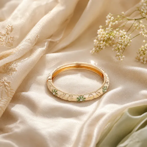 Ivory_Bloom_Enamel_Bangle_For_Women
