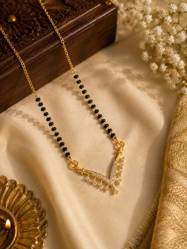 Aarvika_V-Shine_Mangalsutra