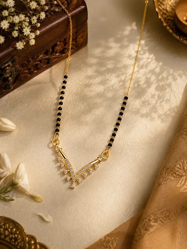 Aarvika_V-Shine_Mangalsutra