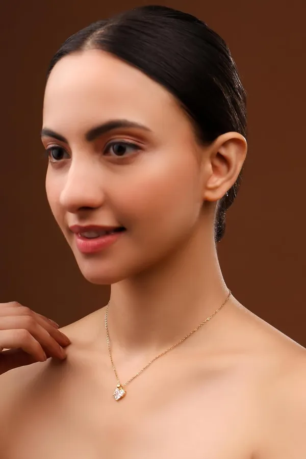 Heart_Desire_Pendant_Necklace_For_Women