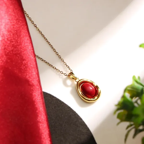 the_Eve_Stone_Pendant_Necklace_For_Women