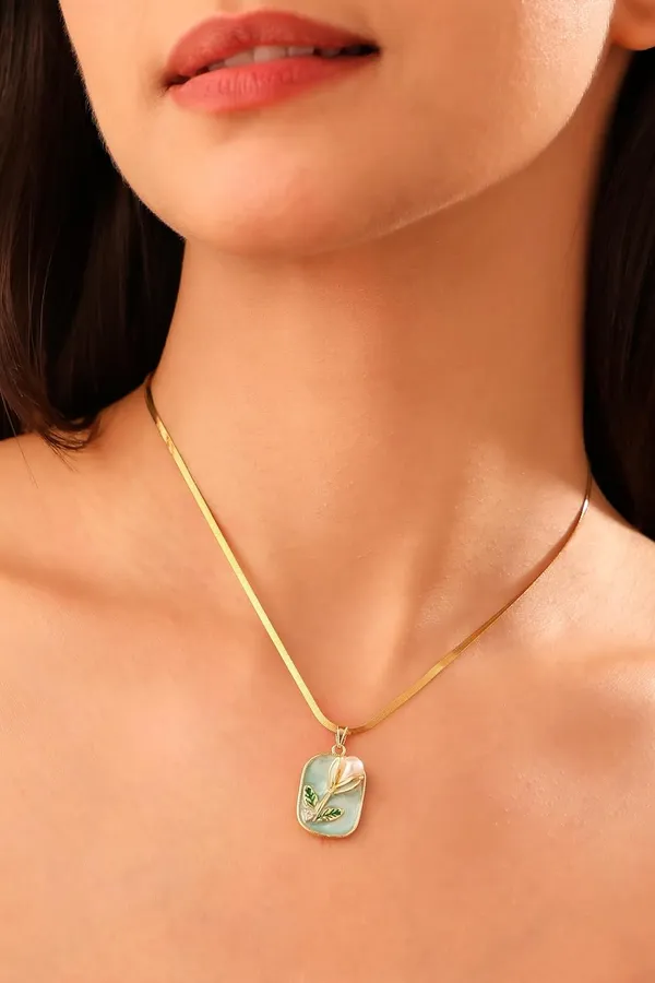 Green_tulip_charm_Enamel_Pendant_Necklace_For_Women