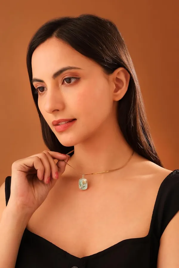 Pink_Tulip_charm_Enamel_Pendant_Necklace_For_Women