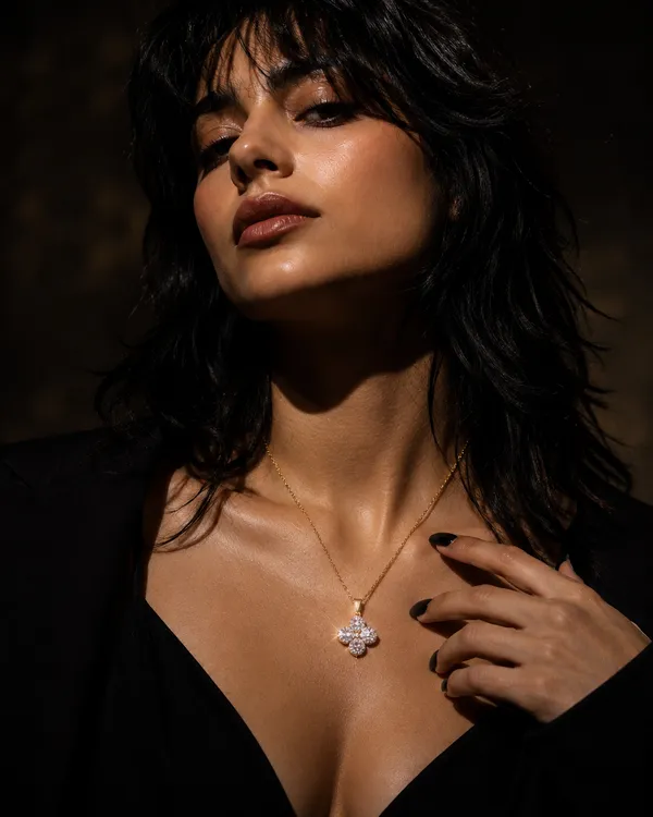 Crystal_Clover_Pendant