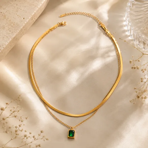 Duo_Chain_Emerald_Pendant