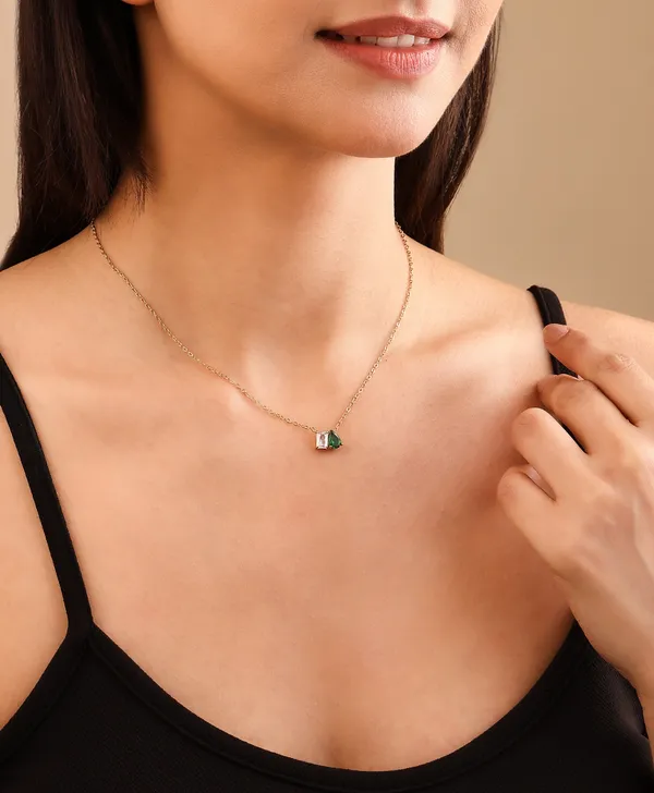 Emerlle_Duo_Pendant_Necklace_For_Women