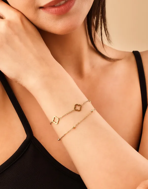Golden_Clover_Charm__Bracelet_For_Women