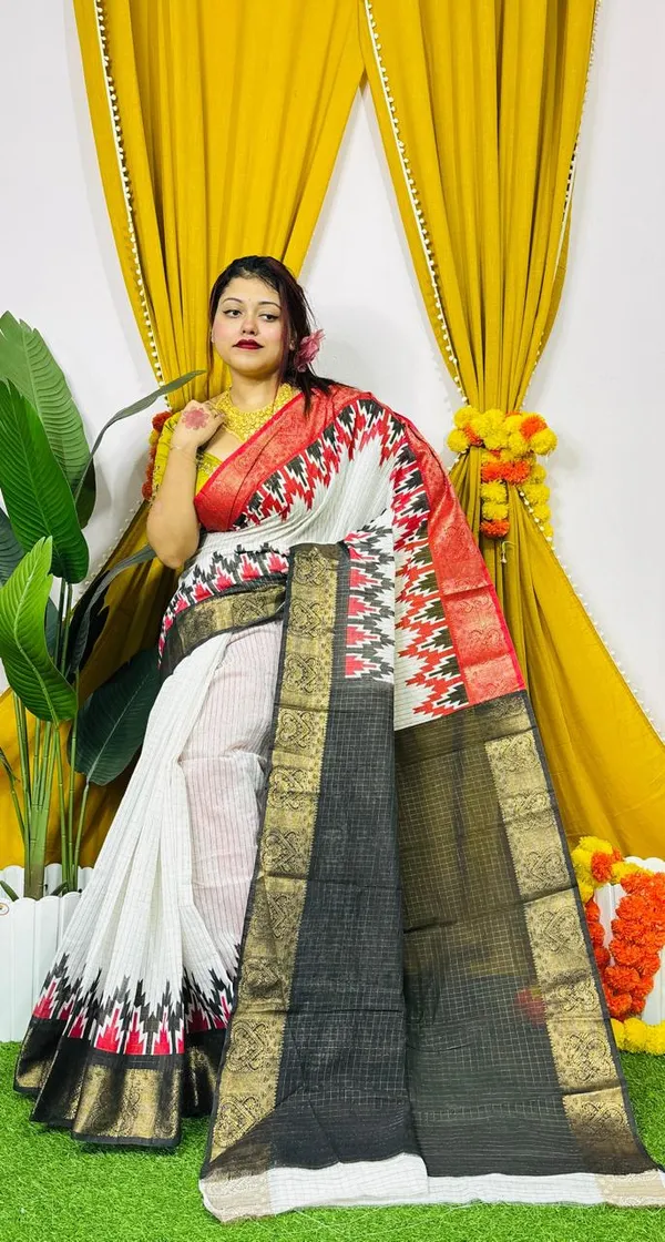 White_Pochampally_Ikat_Cotton_Saree_With_Maroon_Border