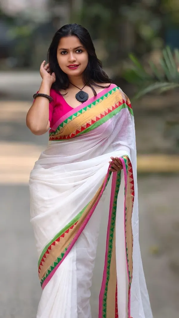 White_Floral_Embroidered_Net_Saree_for_Women